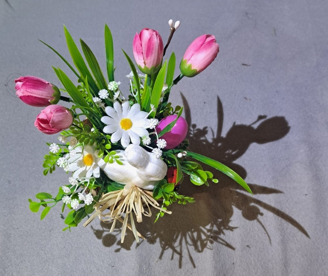 Velikonoční dekorace věnec 